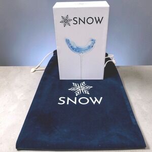 SNOW Teeth Whitening System Kit LED Light 4 Wands Travel Bag New